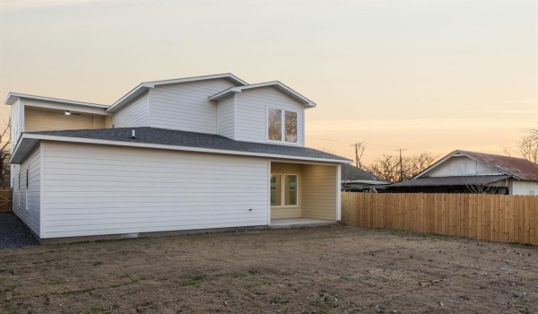 4215 Canada Drive, Dallas, TX 75212, 4 Bedrooms Bedrooms, ,3 BathroomsBathrooms,Residential,For Sale,4215 Canada Drive,20824807