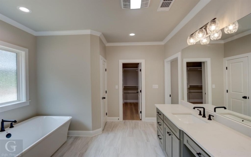 221 Millwood Loop, Minden, LA 71055, 4 Bedrooms Bedrooms, ,3 BathroomsBathrooms,Residential,For Sale,221 Millwood Loop,20824849