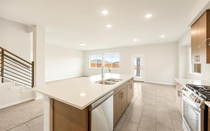 1012 Nighthawk Trail, Alvarado, TX 76009, 5 Bedrooms Bedrooms, ,5 BathroomsBathrooms,Residential,For Sale,1012 Nighthawk Trail,20824936