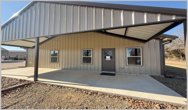 1500 Roebuck Road, Hugo, OK 74743, ,Commercial Sale,For Sale,1500 Roebuck Road,20824949