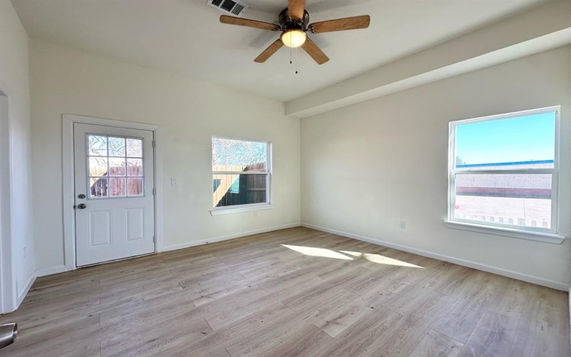 210 Heritage Court, Seagoville, TX 75159, 4 Bedrooms Bedrooms, ,3 BathroomsBathrooms,Residential,For Sale,210 Heritage Court,20828323