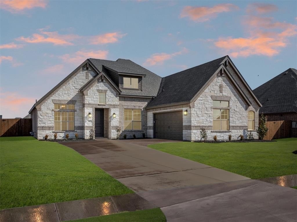 907 Meadow View Drive, Cleburne, TX 76033, 4 Habitaciones Habitaciones , ,2 BañosBaños,Residential,En Venta,907 Meadow View Drive,20828656