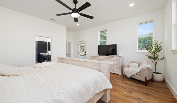 7702 Feather Bay Blvd Boulevard, Brownwood, TX 76801, 3 Bedrooms Bedrooms, ,2 BathroomsBathrooms,Residential,For Sale,7702 Feather Bay Blvd Boulevard,20828671