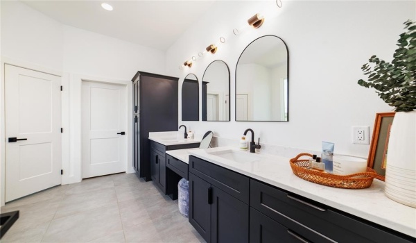 7702 Feather Bay Blvd Boulevard, Brownwood, TX 76801, 3 Bedrooms Bedrooms, ,2 BathroomsBathrooms,Residential,For Sale,7702 Feather Bay Blvd Boulevard,20828671