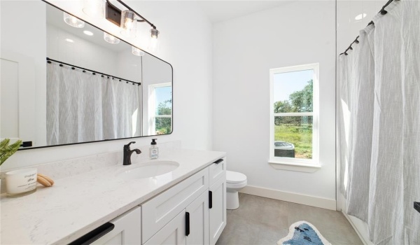 7702 Feather Bay Blvd Boulevard, Brownwood, TX 76801, 3 Bedrooms Bedrooms, ,2 BathroomsBathrooms,Residential,For Sale,7702 Feather Bay Blvd Boulevard,20828671