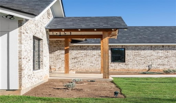 7702 Feather Bay Blvd Boulevard, Brownwood, TX 76801, 3 Bedrooms Bedrooms, ,2 BathroomsBathrooms,Residential,For Sale,7702 Feather Bay Blvd Boulevard,20828671