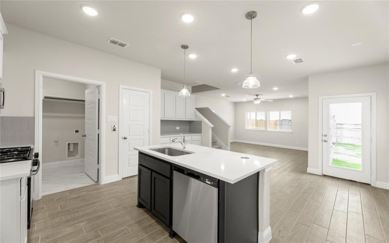 1064 Happy Holly Road, Lavon, TX 75166, 4 Habitaciones Habitaciones , ,2 BañosBaños,Residential,En Venta,1064 Happy Holly Road,20828679