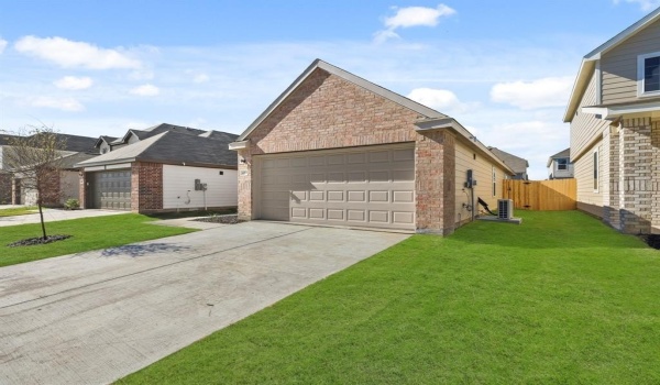 411 Sussex Drive, Everman, TX 76140, 3 Bedrooms Bedrooms, ,2 BathroomsBathrooms,Residential,For Sale,411 Sussex Drive,20828913