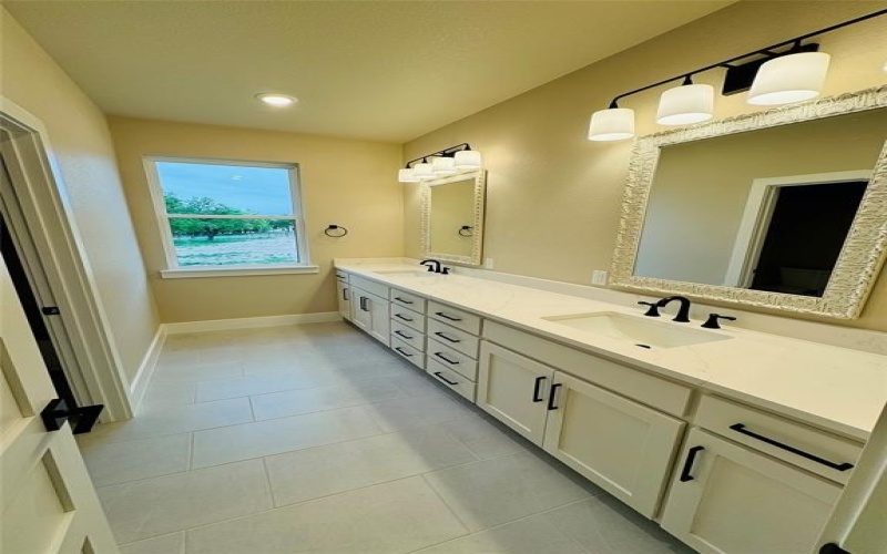 1077 Uplift Drive, Weatherford, TX 76087, 4 Habitaciones Habitaciones , ,2 BañosBaños,Residential,En Venta,1077 Uplift Drive,20829030