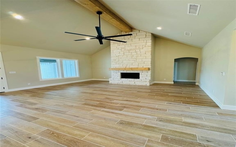 1077 Uplift Drive, Weatherford, TX 76087, 4 Habitaciones Habitaciones , ,2 BañosBaños,Residential,En Venta,1077 Uplift Drive,20829030