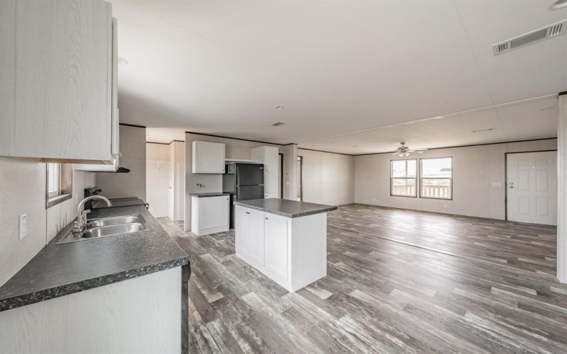 204 El Dorado Street, Decatur, TX 76234, 3 Bedrooms Bedrooms, ,2 BathroomsBathrooms,Residential,For Sale,204 El Dorado Street,20829148