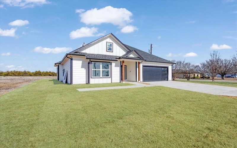2355 County Road 376, Anna, TX 75409, 4 Bedrooms Bedrooms, ,3 BathroomsBathrooms,Residential,For Sale,2355 County Road 376,20826142