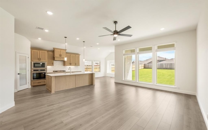 3348 Blazing Star Drive, Crandall, TX 75114, 4 Habitaciones Habitaciones , ,3 BañosBaños,Residential,En Venta,3348 Blazing Star Drive,20829271