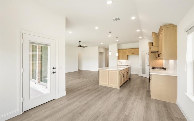 3348 Blazing Star Drive, Crandall, TX 75114, 4 Habitaciones Habitaciones , ,3 BañosBaños,Residential,En Venta,3348 Blazing Star Drive,20829271
