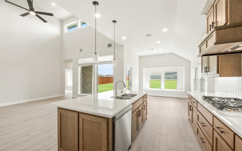 3350 Blazing Star Drive, Crandall, TX 75114, 4 Habitaciones Habitaciones , ,3 BañosBaños,Residential,En Venta,3350 Blazing Star Drive,20829330