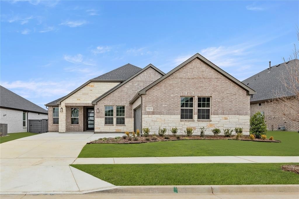 513 Marisa Street, Little Elm, TX 76227, 4 Bedrooms Bedrooms, ,3 BathroomsBathrooms,Residential,For Sale,513 Marisa Street,20829490