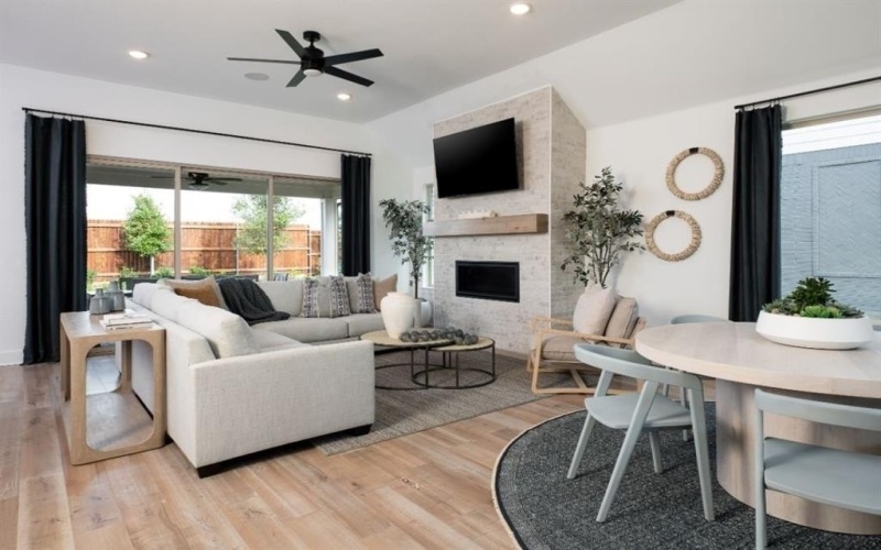 513 Marisa Street, Little Elm, TX 76227, 4 Bedrooms Bedrooms, ,3 BathroomsBathrooms,Residential,For Sale,513 Marisa Street,20829490