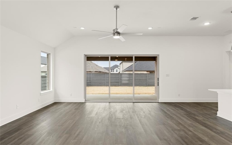 513 Marisa Street, Little Elm, TX 76227, 4 Bedrooms Bedrooms, ,3 BathroomsBathrooms,Residential,For Sale,513 Marisa Street,20829490