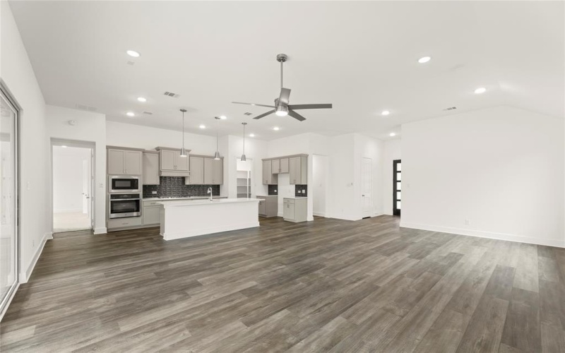 513 Marisa Street, Little Elm, TX 76227, 4 Bedrooms Bedrooms, ,3 BathroomsBathrooms,Residential,For Sale,513 Marisa Street,20829490