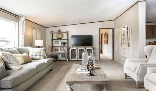 374 Briar Oaks Drive, Azle, TX 76020, 5 Bedrooms Bedrooms, ,3 BathroomsBathrooms,Residential,For Sale,374 Briar Oaks Drive,20826386