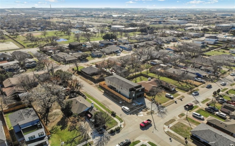 2002 Angelina Drive, Dallas, TX 75212, 4 Habitaciones Habitaciones , ,3 BañosBaños,Residential,En Venta,2002 Angelina Drive,20829750
