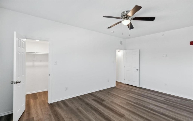 11222 Park Central Place #D, Dallas, TX 75230, 2 Bedrooms Bedrooms, ,2 BathroomsBathrooms,Residential,For Sale,11222 Park Central Place,20826642