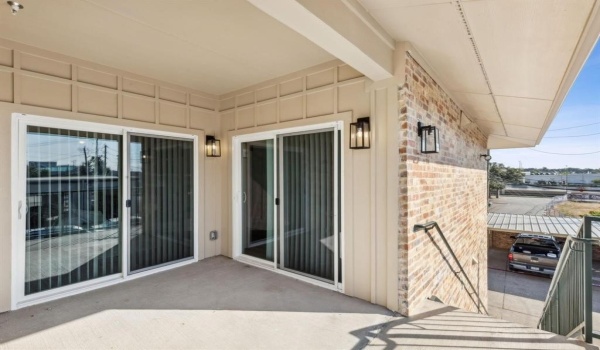 11222 Park Central Place #D, Dallas, TX 75230, 2 Bedrooms Bedrooms, ,2 BathroomsBathrooms,Residential,For Sale,11222 Park Central Place,20826642