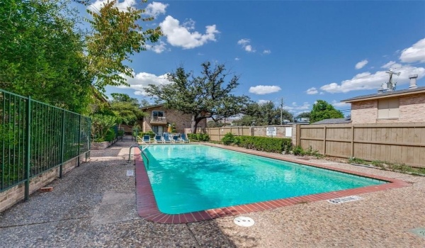 11222 Park Central Place #D, Dallas, TX 75230, 2 Bedrooms Bedrooms, ,2 BathroomsBathrooms,Residential,For Sale,11222 Park Central Place,20826642