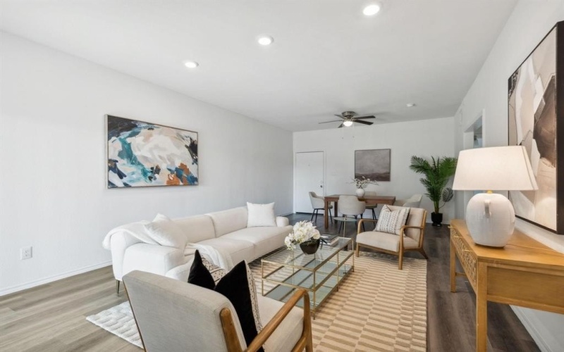 11222 Park Central Place #D, Dallas, TX 75230, 2 Bedrooms Bedrooms, ,2 BathroomsBathrooms,Residential,For Sale,11222 Park Central Place,20826642