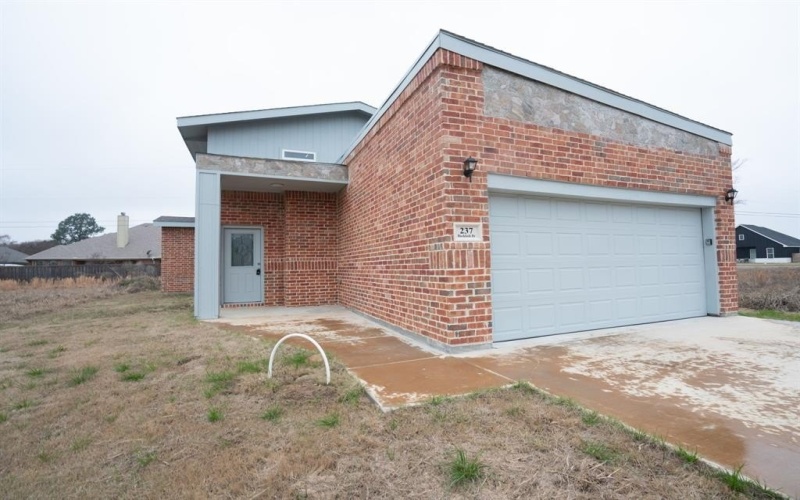 237 Backlash Drive, Gun Barrel City, TX 75156, 3 Bedrooms Bedrooms, ,2 BathroomsBathrooms,Residential,For Sale,237 Backlash Drive,20830096