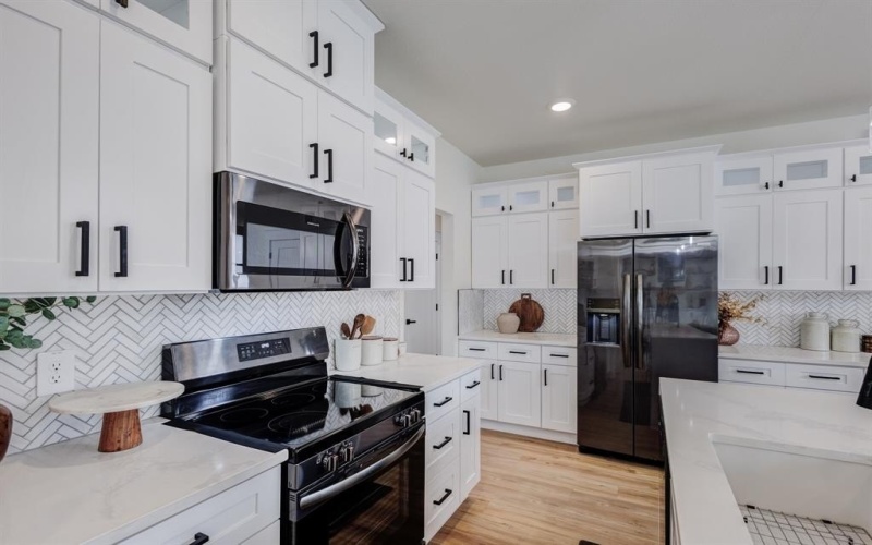 3230 6th Avenue, Fort Worth, TX 76110, 4 Bedrooms Bedrooms, ,2 BathroomsBathrooms,Residential,For Sale,3230 6th Avenue,20826681