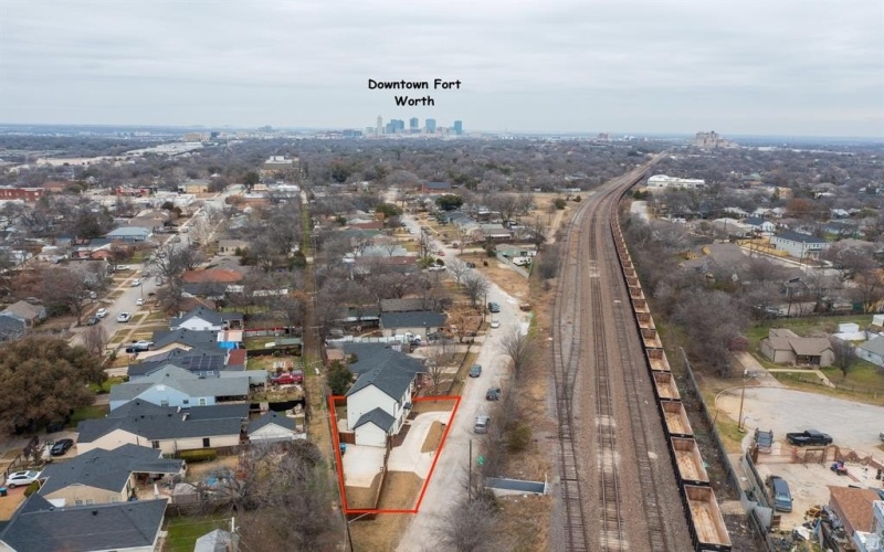 3230 6th Avenue, Fort Worth, TX 76110, 4 Bedrooms Bedrooms, ,2 BathroomsBathrooms,Residential,For Sale,3230 6th Avenue,20826681