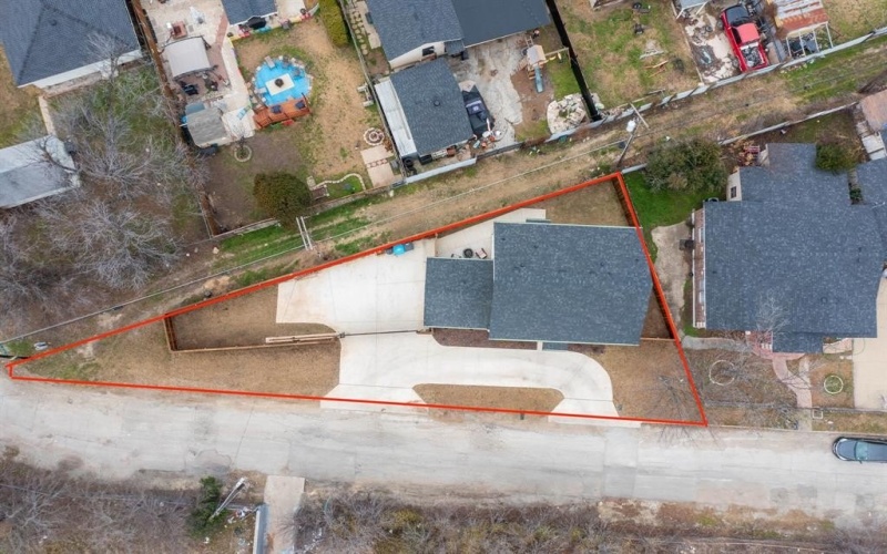 3230 6th Avenue, Fort Worth, TX 76110, 4 Bedrooms Bedrooms, ,2 BathroomsBathrooms,Residential,For Sale,3230 6th Avenue,20826681