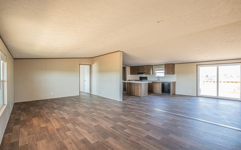 370 Leech Road, Poolville, TX 76487, 4 Bedrooms Bedrooms, ,2 BathroomsBathrooms,Residential,For Sale,370 Leech Road,20830181