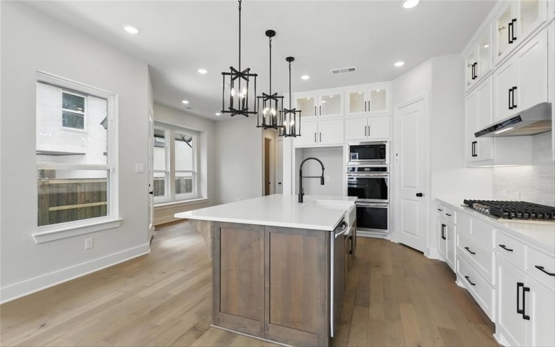 13908 Longvalley Drive, Aledo, TX 76008, 3 Bedrooms Bedrooms, ,2 BathroomsBathrooms,Residential,For Sale,13908 Longvalley Drive,20830208