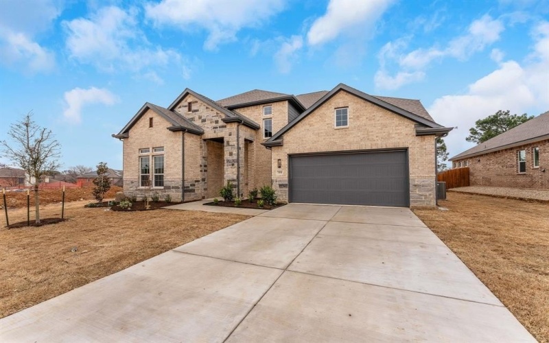 304 Alicia Court, Mansfield, TX 76063, 5 Habitaciones Habitaciones , ,5 BañosBaños,Residential,En Venta,304 Alicia Court,20826825