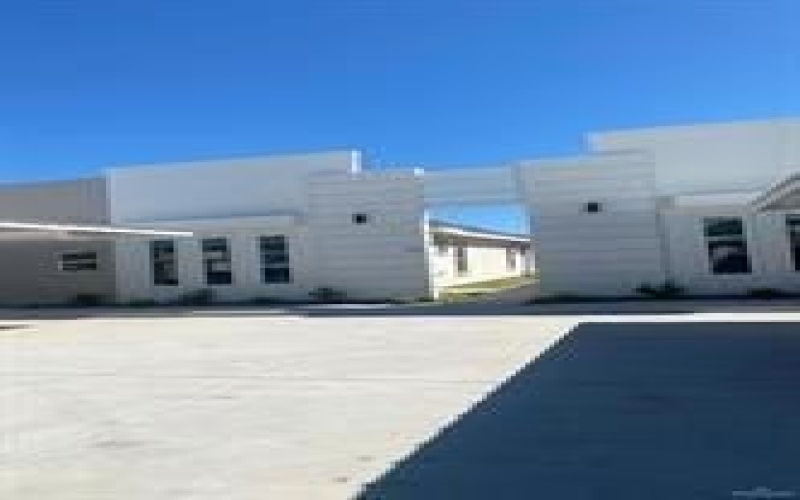 1412 Lore Drive, Weslaco, TX 78599, 8 Habitaciones Habitaciones , ,8 BañosBaños,Residential Multi Family,En Venta,1412 Lore Drive,20826838