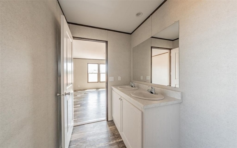 4670 Lonestar Road, Poolville, TX 76487, 4 Bedrooms Bedrooms, ,2 BathroomsBathrooms,Residential,For Sale,4670 Lonestar Road,20830246