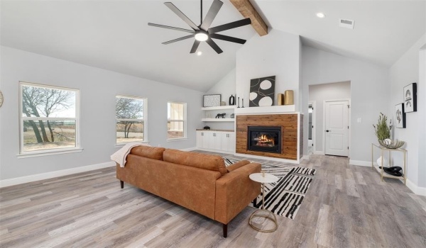 1001 Don Eve Court, Azle, TX 76020, 4 Bedrooms Bedrooms, ,2 BathroomsBathrooms,Residential,For Sale,1001 Don Eve Court,20826977
