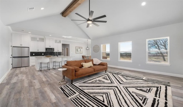 1001 Don Eve Court, Azle, TX 76020, 4 Bedrooms Bedrooms, ,2 BathroomsBathrooms,Residential,For Sale,1001 Don Eve Court,20826977
