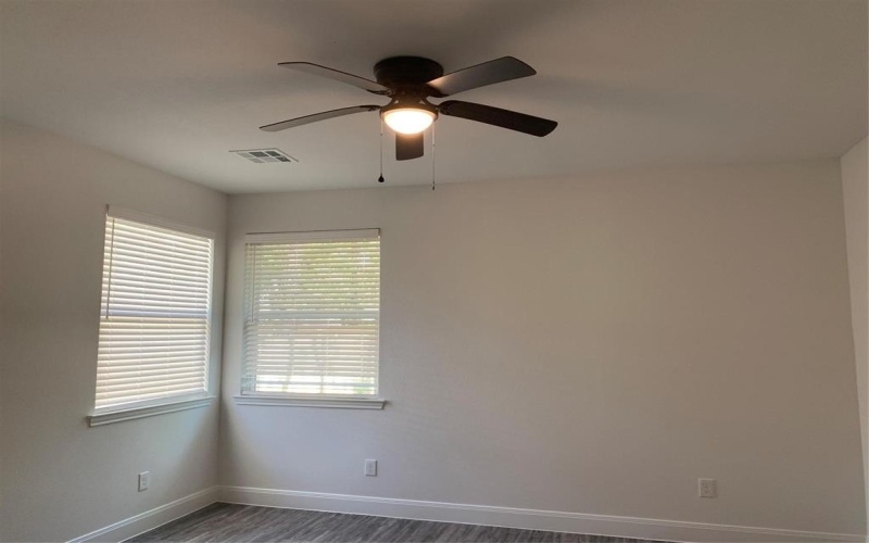521 E Hanna, Denison, TX 75021, 3 Bedrooms Bedrooms, ,2 BathroomsBathrooms,Residential Lease,For Rent,521 E Hanna,20827128