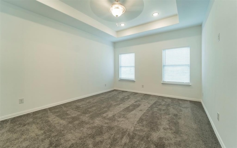 3919 Polly Street, Dallas, TX 75210, 4 Bedrooms Bedrooms, ,2 BathroomsBathrooms,Residential,For Sale,3919 Polly Street,20827222