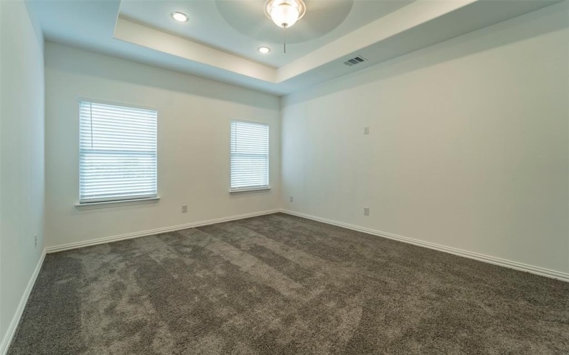 3919 Polly Street, Dallas, TX 75210, 4 Bedrooms Bedrooms, ,2 BathroomsBathrooms,Residential,For Sale,3919 Polly Street,20827222