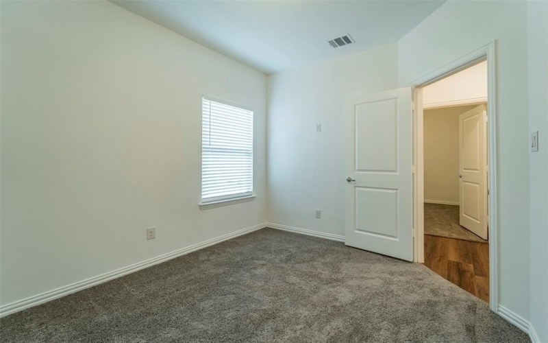 3919 Polly Street, Dallas, TX 75210, 4 Bedrooms Bedrooms, ,2 BathroomsBathrooms,Residential,For Sale,3919 Polly Street,20827222