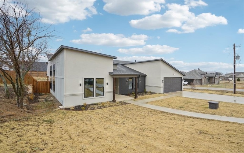 5306 Ranya, Fort Worth, TX 76126, 3 Bedrooms Bedrooms, ,2 BathroomsBathrooms,Residential,For Sale,5306 Ranya,20827432