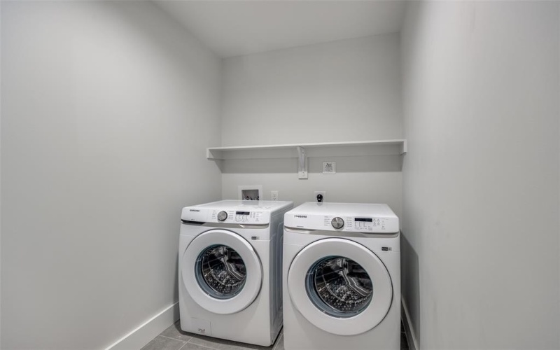 8119 Douglas Avenue #1105, Dallas, TX 75225, 2 Bedrooms Bedrooms, ,2 BathroomsBathrooms,Residential Lease,For Rent,8119 Douglas Avenue,20827493