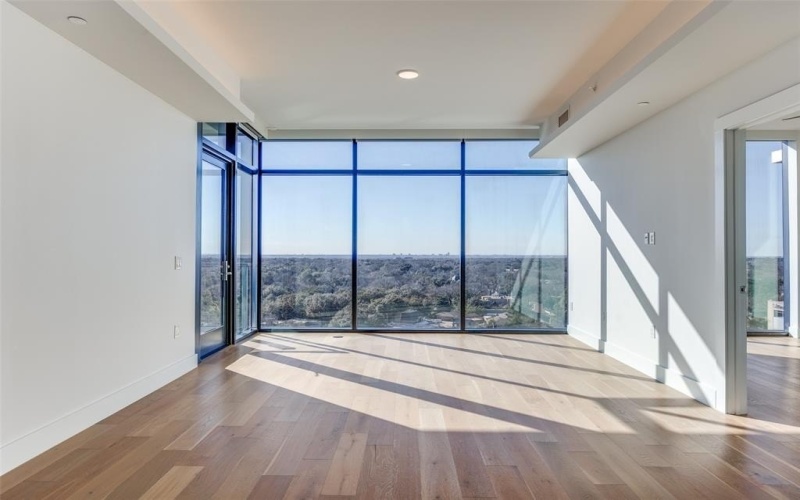 8119 Douglas Avenue #908, Dallas, TX 75225, 2 Habitaciones Habitaciones , ,2 BañosBaños,Residential Lease,En Alquiler,8119 Douglas Avenue,20827505