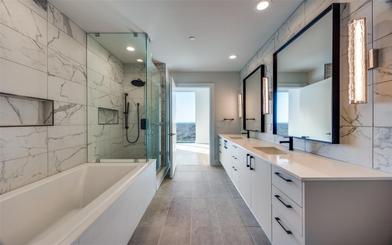 8119 Douglas Avenue #908, Dallas, TX 75225, 2 Habitaciones Habitaciones , ,2 BañosBaños,Residential Lease,En Alquiler,8119 Douglas Avenue,20827505