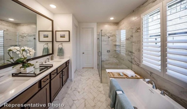 3700 Hickory Street, Sherman, TX 75092, 4 Bedrooms Bedrooms, ,3 BathroomsBathrooms,Residential,For Sale,3700 Hickory Street,20827540