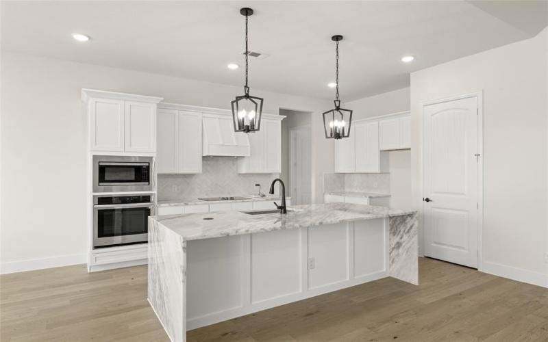 541 Cari Lynn Lane, Venus, TX 76084, 3 Bedrooms Bedrooms, ,2 BathroomsBathrooms,Residential,For Sale,541 Cari Lynn Lane,20827942